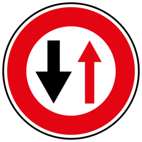 Panneau Cédez le Passage à la Circulation Venant en Sens Inverse - B15